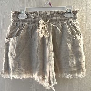Women’s linen shorts
